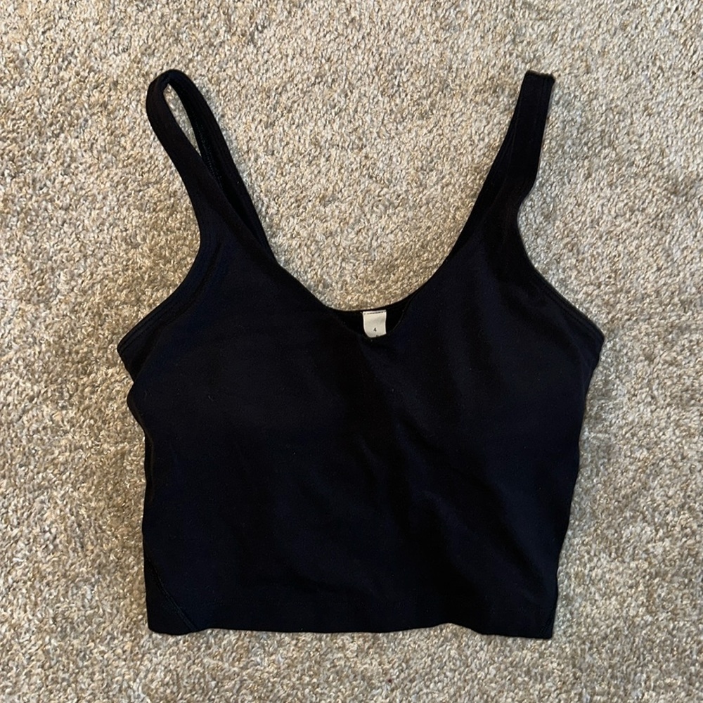 Lululemon size 4 cropped black tank top